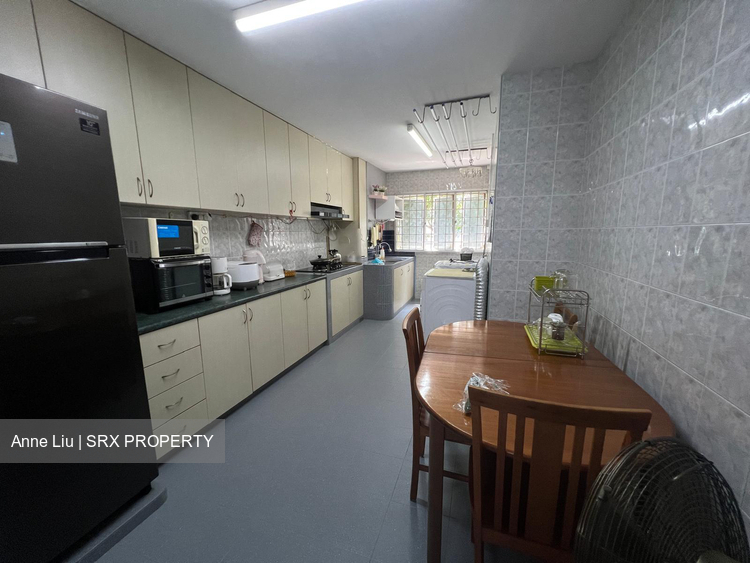 Blk 207 Bukit Batok Street 21 (Bukit Batok), HDB 3 Rooms #565853421